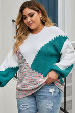 Load image into Gallery viewer, Multicolor Scalloped Color Block Plus Size Sweater
